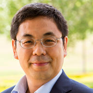 Photo of Dr  Xian Ren
