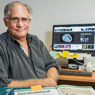 Photo of Prof. Robin Palmer